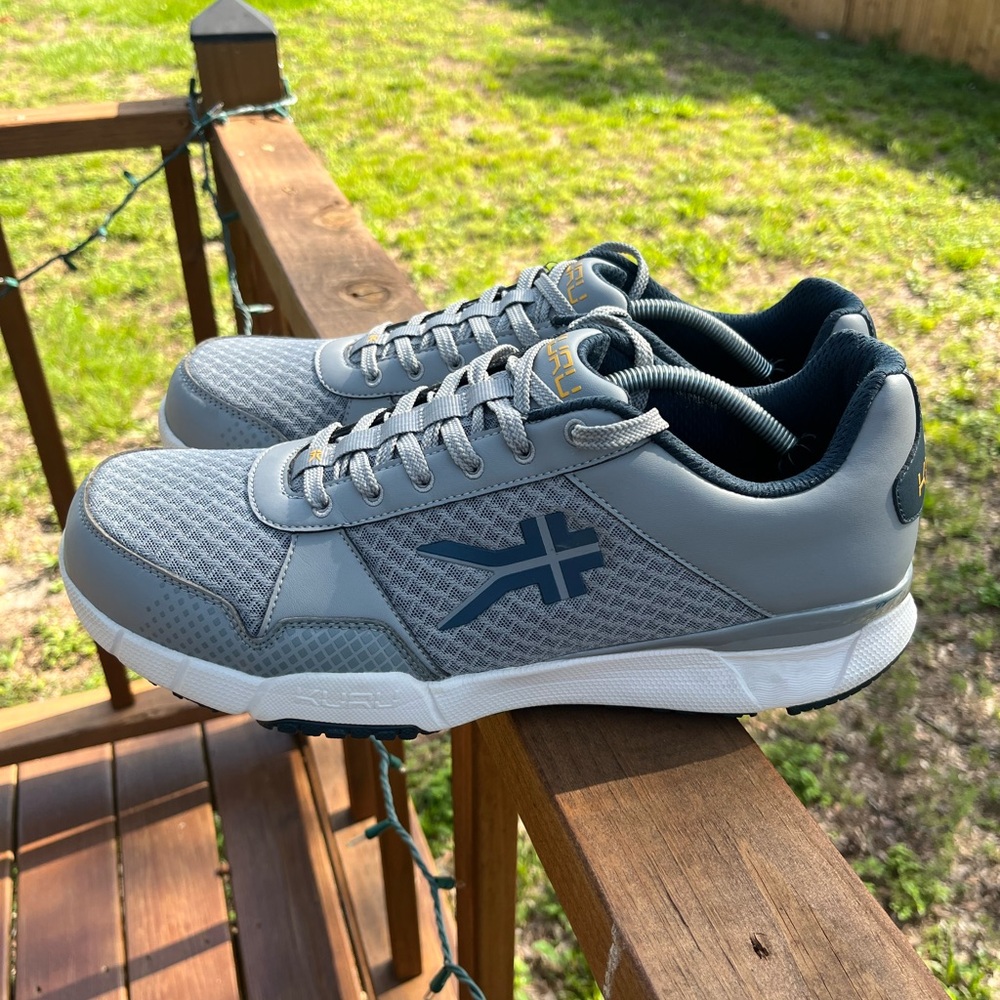 KURU Men's Grey Athletic Sneakers - Picture 5 of 15